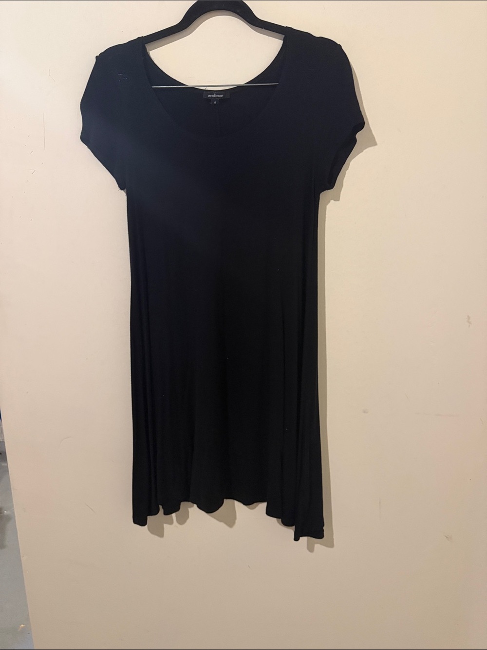 Ambiance Black Scoop Neck Short Sleeve Top Size Medium